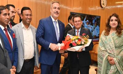 তিন দিনের সফরে ঢাকায় তুরস্কের পররাষ্ট্রমন্ত্রী হাকান ফিদান