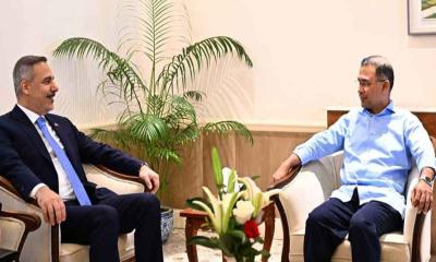 প্রধানমন্ত্রীর সঙ্গে তুরস্কের পররাষ্ট্রমন্ত্রীর সাক্ষাৎ