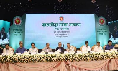 সব শ্রেণি-পেশার মানুষকে বাজেটের আওতায় আনা হয়েছে