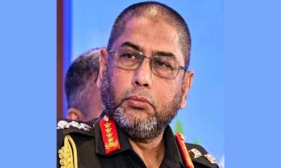 চেক রিপাবলিক ও স্লোভাকিয়ার পথে সেনাপ্রধান