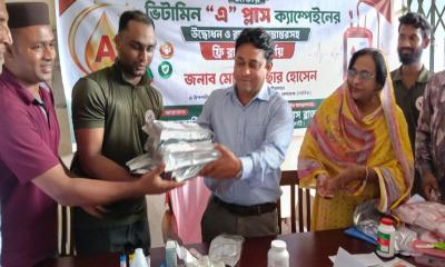 ব্লাড ব্যাগের সংকট কমাতে উদ্যোগ নিল পৌর প্রশাসক কাওছার হোসেন