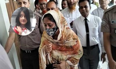 ভিতরে গিয়ে মেয়ের খণ্ডিত মরদেহ দেখে অজ্ঞান হয়ে যাই
