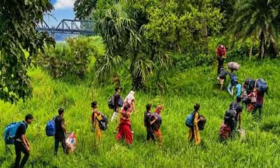 বিজিবির প্রতিরোধে ১৯ ঘণ্টা পর ১৭ জনকে ফিরিয়ে নিল বিএসএফ