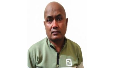 স্কুলছাত্রকে বলাৎকারের চেষ্টার অভিযোগে অফিস সহকারী গ্রেপ্তার