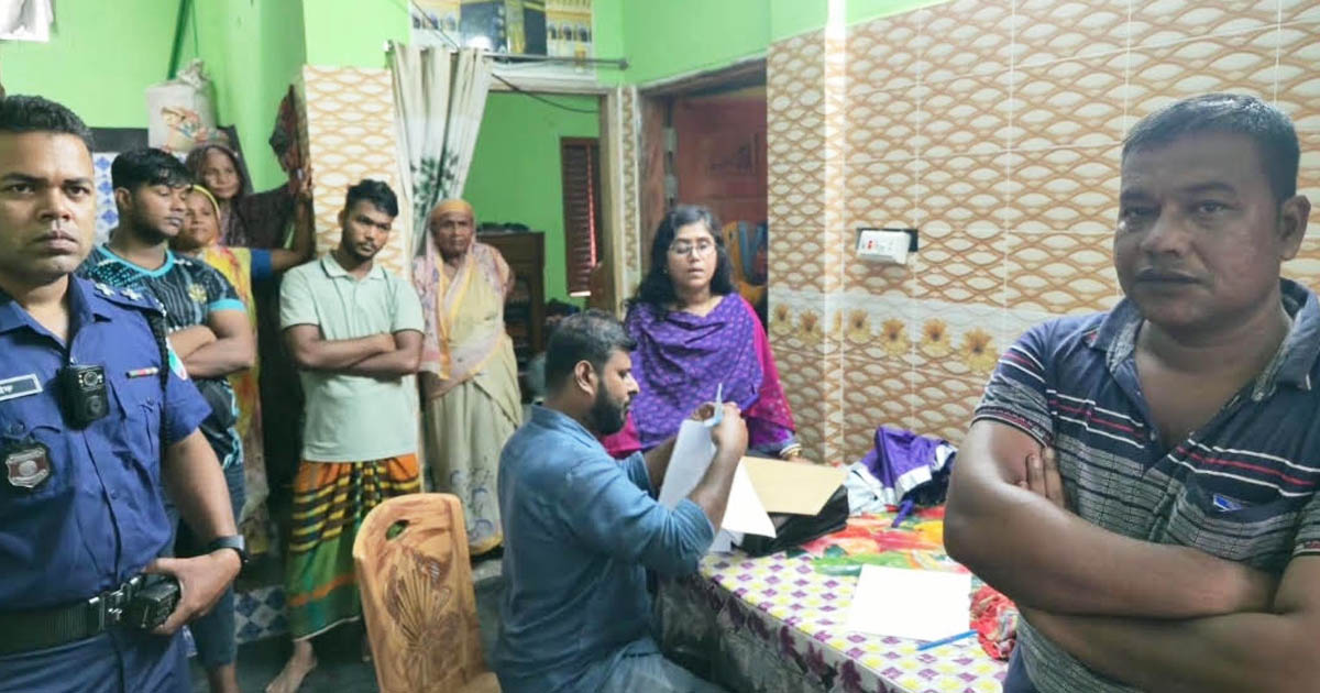 চুয়াডাঙ্গায় ভুয়া কবিরাজ রিপন আটক, ৫০ হাজার টাকা জরিমানা
