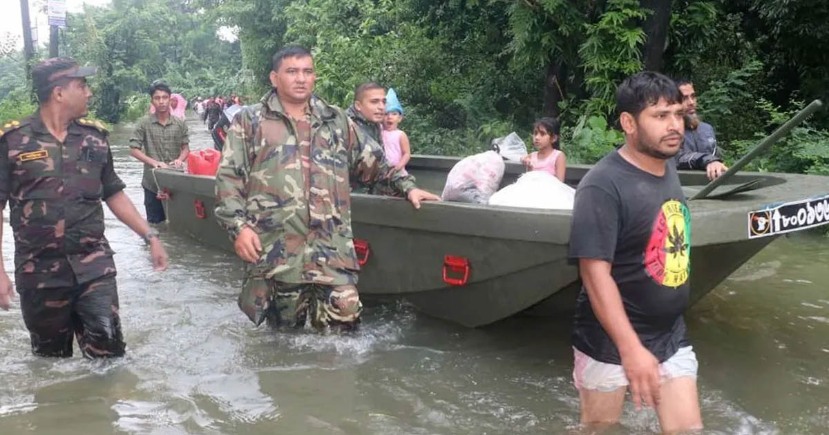বন্যা মোকাবিলায় চট্টগ্রামে সেনাবাহিনী মোতায়েন