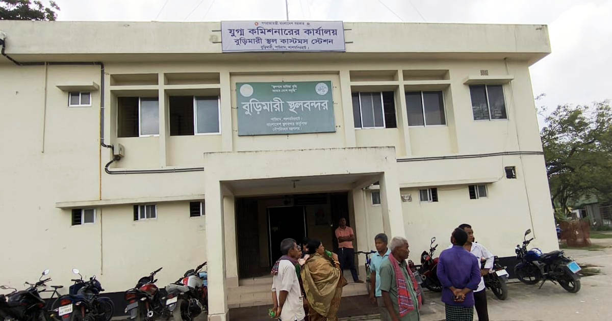 ২ বছর পর ভারতের ট্যুরিস্ট ভিসা শুরু, বুড়িমারী স্থলবন্দরে স্বস্তি