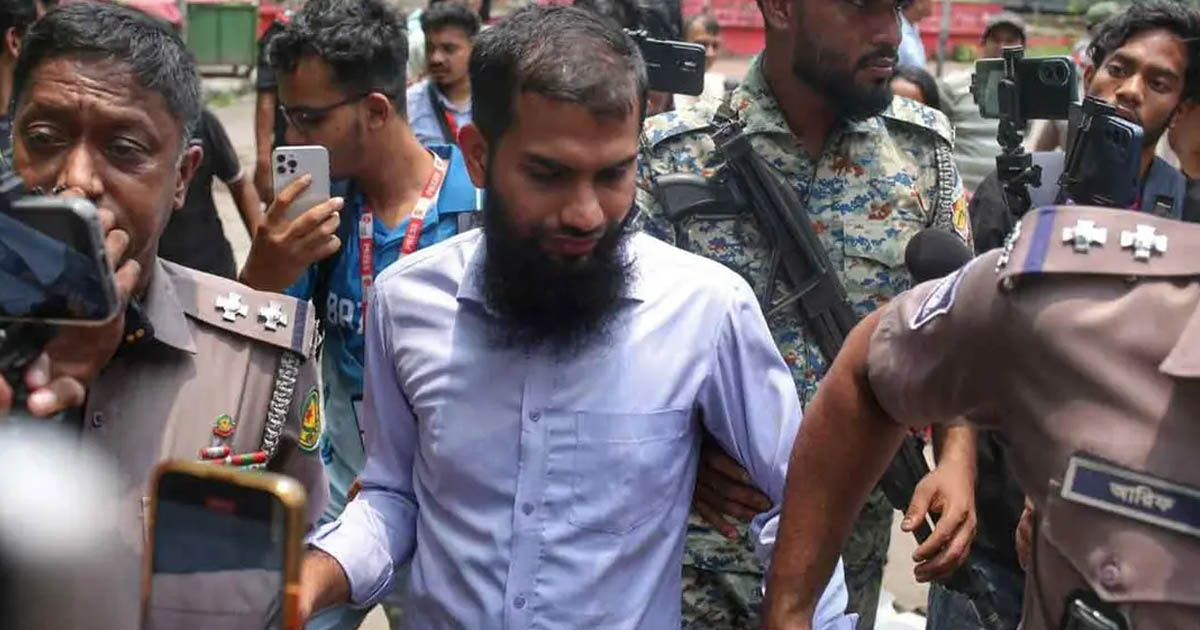ধানমন্ডি ৩২ থেকে সন্দেহভাজন যুবক আটক