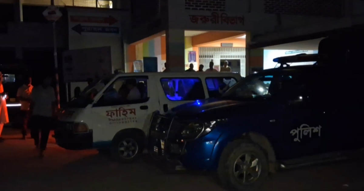 লালমনিরহাটে আসামির দায়ের কোপে দুই পুলিশ সদস্য আহত