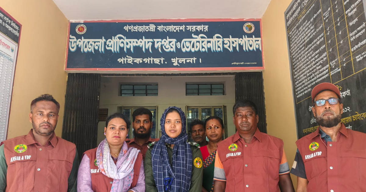 কোরবানির চামড়া সংরক্ষণে ভিডিপি সদস্যদের ব্যতিক্রমী উদ্যোগ