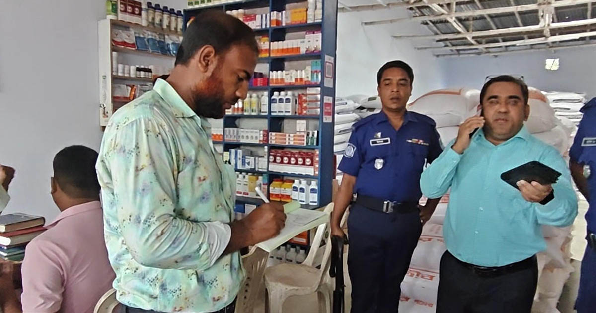 জীবননগরে অবৈধভাবে ভুসি তৈরি, ১ লাখ টাকা জরিমানা
