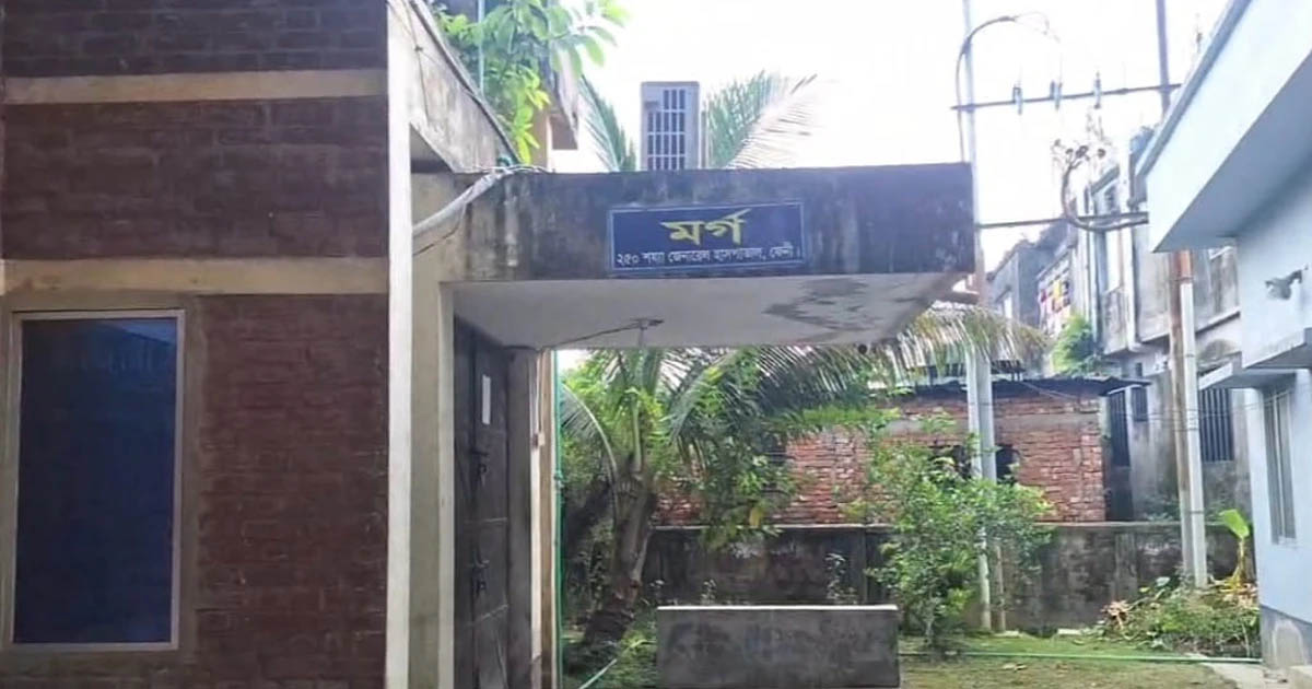 ফেনীতে পৃথক সড়ক দুর্ঘটনায় নিহত ২