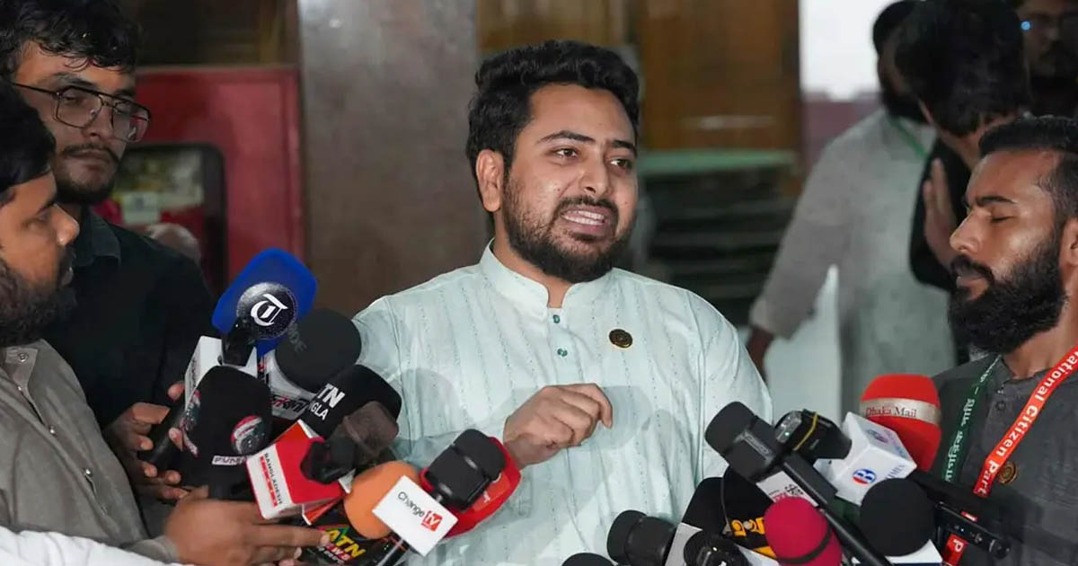 শেখ হাসিনার জন্য ফাঁসির দড়ি অপেক্ষা করছে