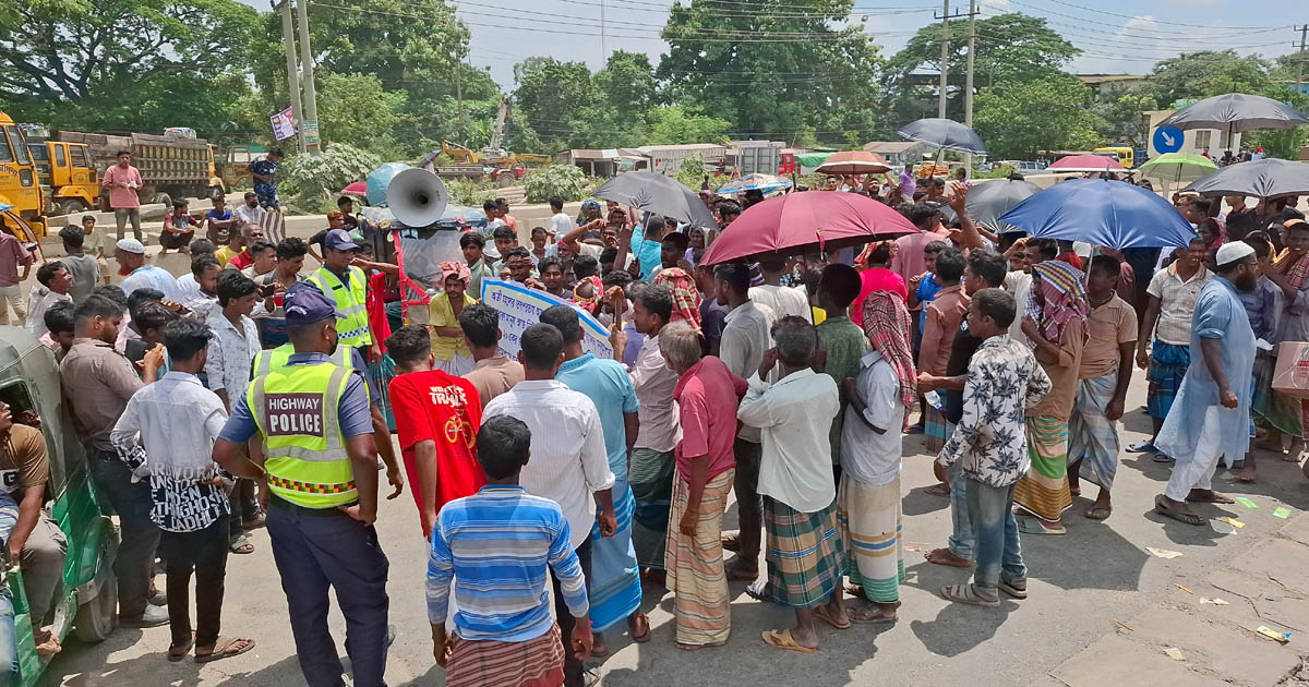 আশুগঞ্জে ঢাকা-সিলেট মহাসড়ক ২ ঘণ্টা অবরোধ, দীর্ঘ যানজট