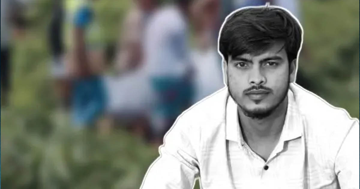 রেললাইনে বসে আর্জেন্টিনার খেলা দেখার সময় ট্রেনে কাটা পড়ে যুবকের মৃত্যু