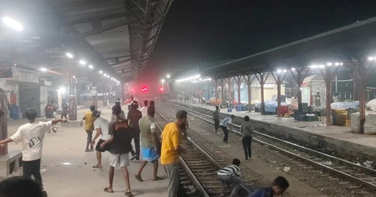 ঢাকার সঙ্গে চট্টগ্রাম-সিলেটের ট্রেন চলাচল বন্ধ