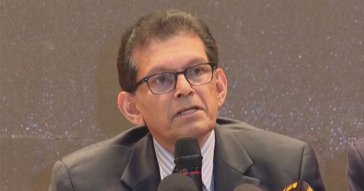 ভারতে তথ্য উপদেষ্টার সঙ্গে হওয়া ঘটনায় ব্যবস্থা নেবে সরকার