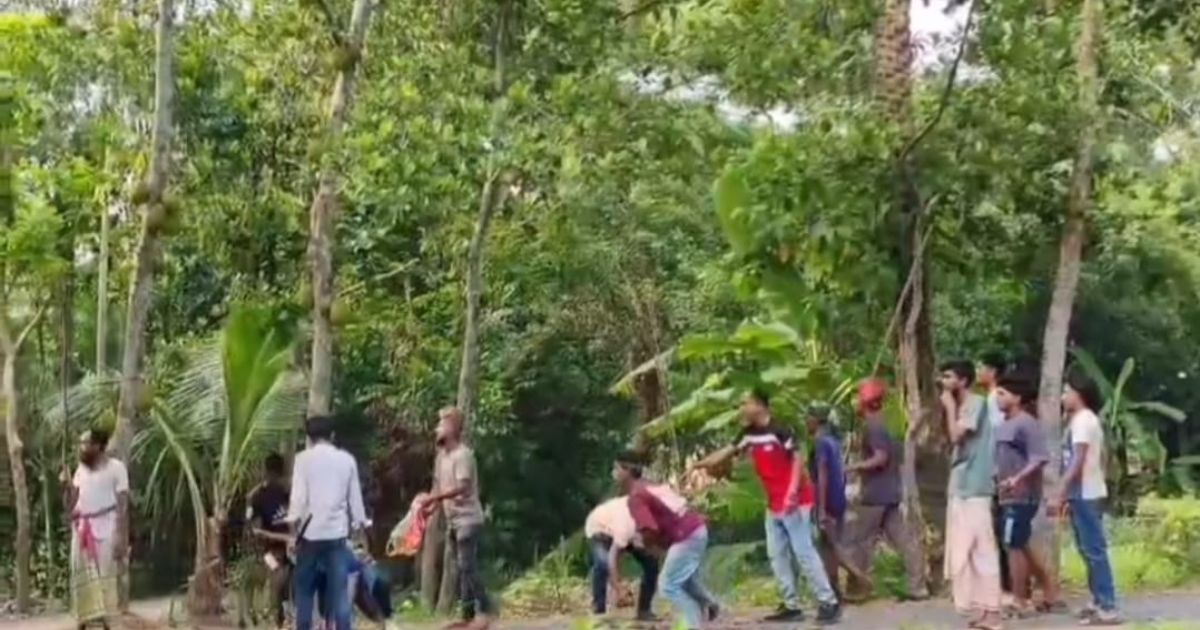 মাদারীপুরে আধিপত্য বিস্তারে সংঘর্ষ, ককটেল বিস্ফোরণ