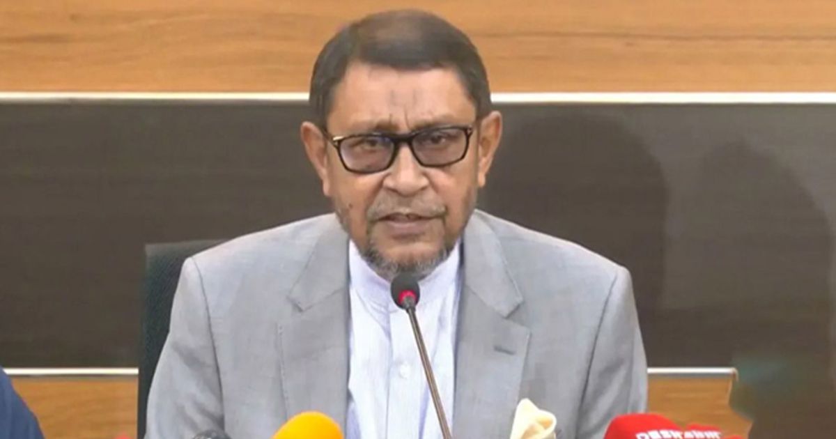 স্বাস্থ্য খাতে দুর্নীতি-অবহেলায় বদলি নয়, সরাসরি চাকরিচ্যুতি