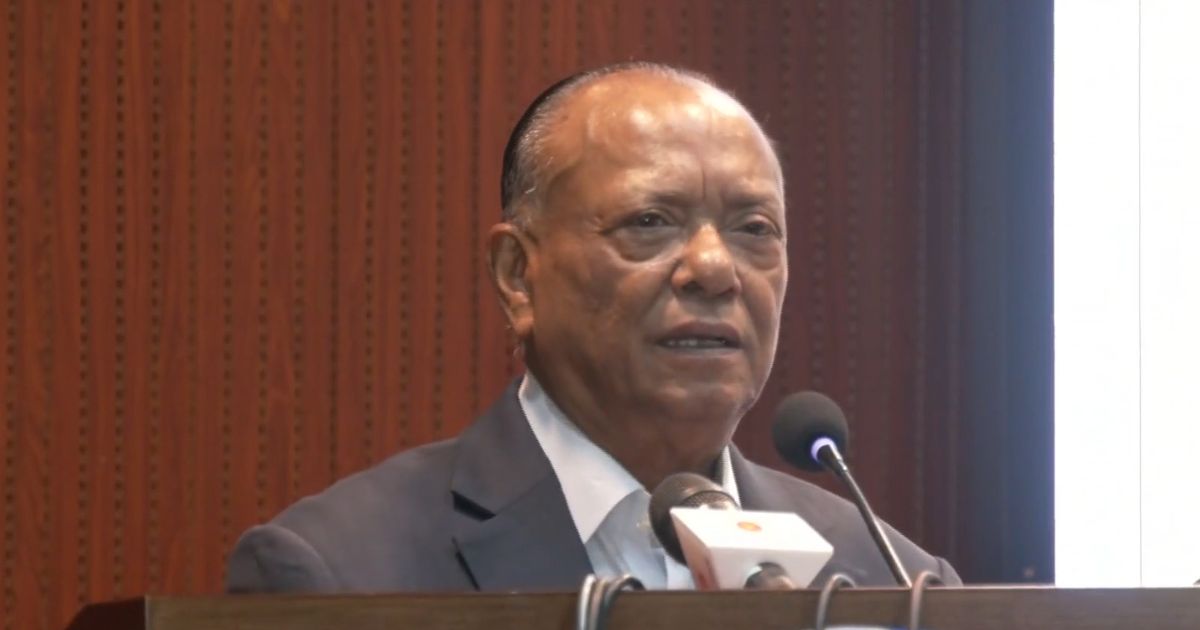 শিল্পায়ন বাড়াতে হবে, তবে পরিবেশ ধ্বংস করে নয়