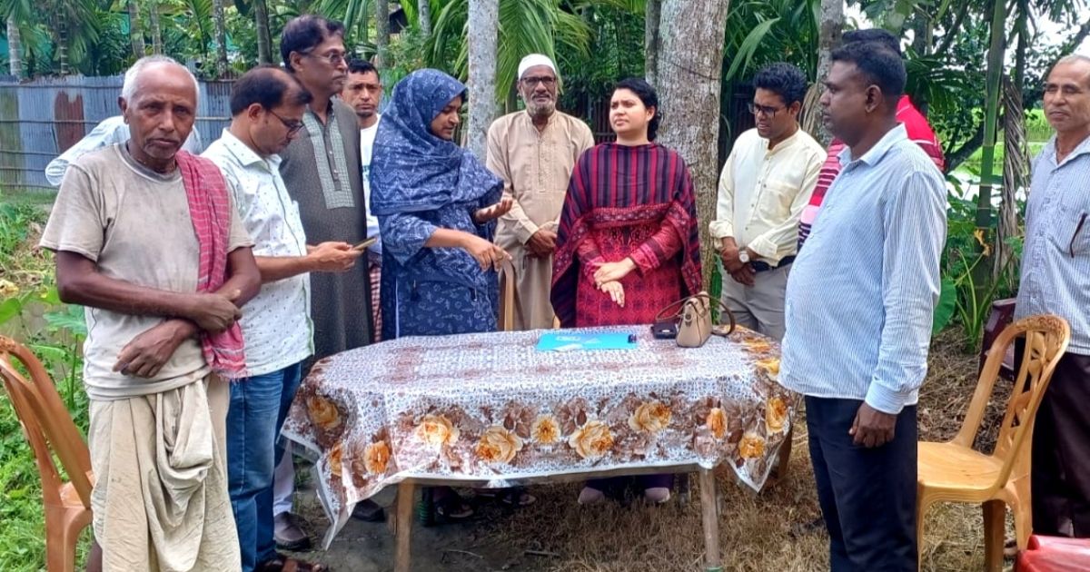 ফুলবাড়ীতে কৃষি কার্ড বিতরণ কার্যক্রমের প্রথম ধাপের উদ্বোধন