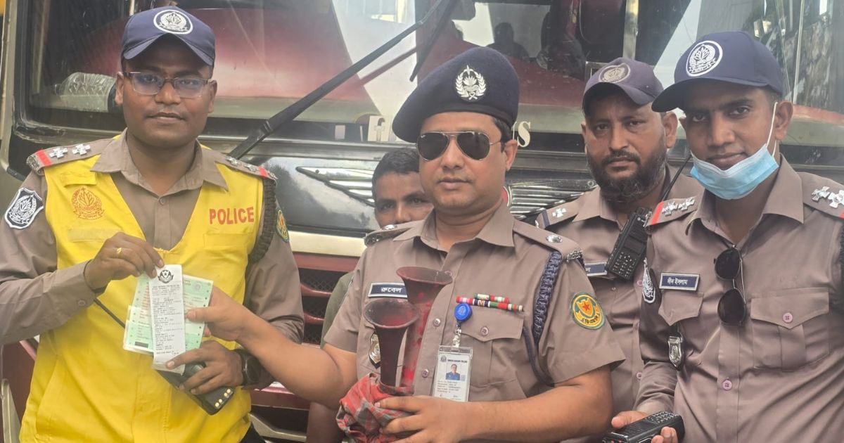 ঘোষিত নীরব এলাকায় হাইড্রোলিক হর্ন জব্দ, মামলা করলেন এডিসি রুবেল